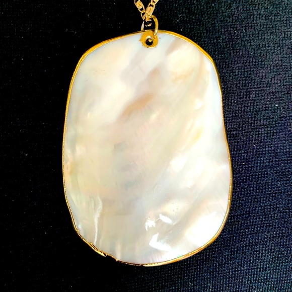 Beautiful necklace with Mother-of-pearl tablet pendant & 10 real pearls - Picture 9 of 15